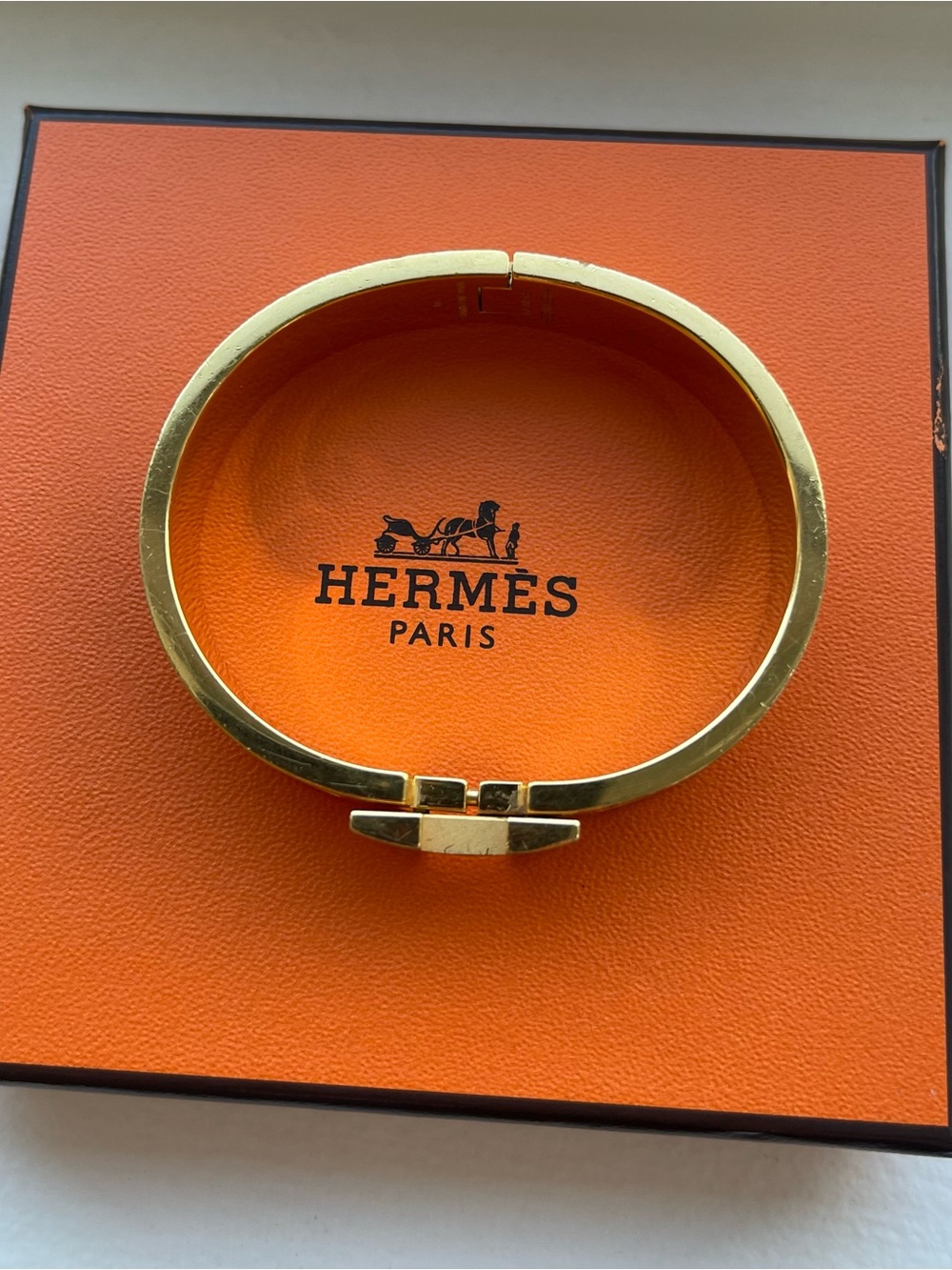 Hermes Clic H Gold and White Bracelet Bangle PM authentic - Picture 2 of 9